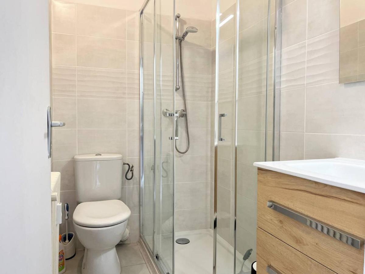 Studio Lumineux 4 Couchages Pres De La Plage Avec Options Linge Et Wifi - Fr-1-251-433 Le Lavandou Exterior photo